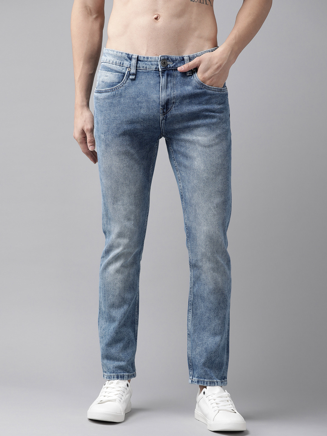 Roadster Men Black Skinny Fit Light Fade Stretchable Jeans