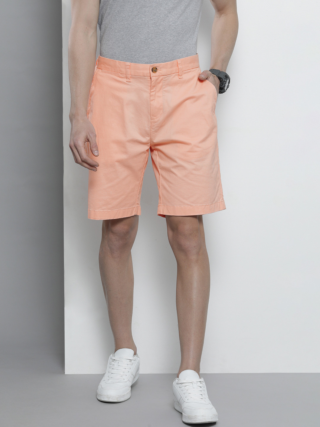 Tommy Hilfiger Men Pink Solid Regular Fit Chino Shorts