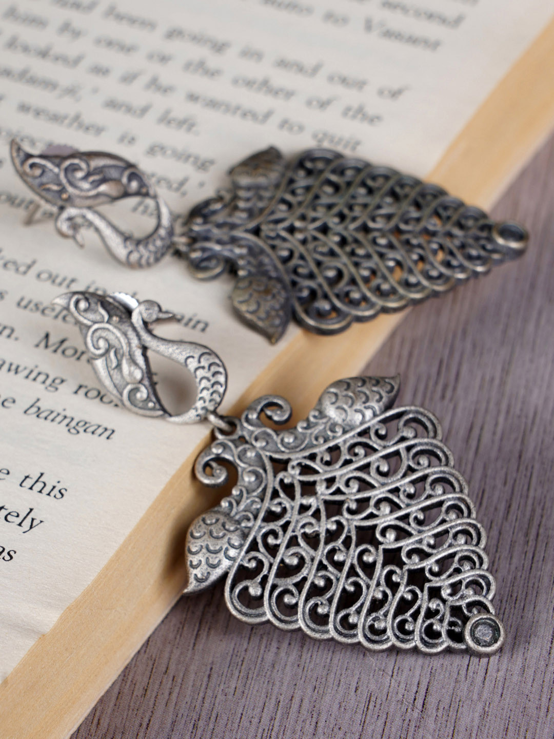 FIROZA Silver-Toned Oxidised Leaf Shaped & Peacock Textured Drop Earrings