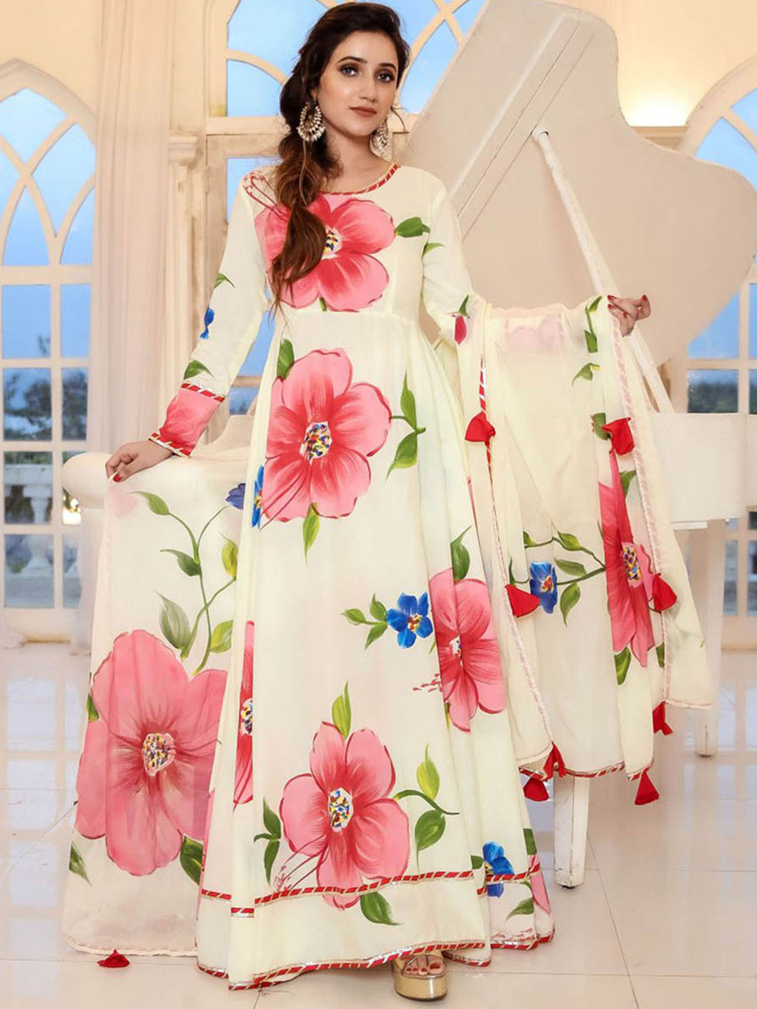 Lavanya The Label Women Cream-Coloured Pure Cotton Hand Floral Kurta Set