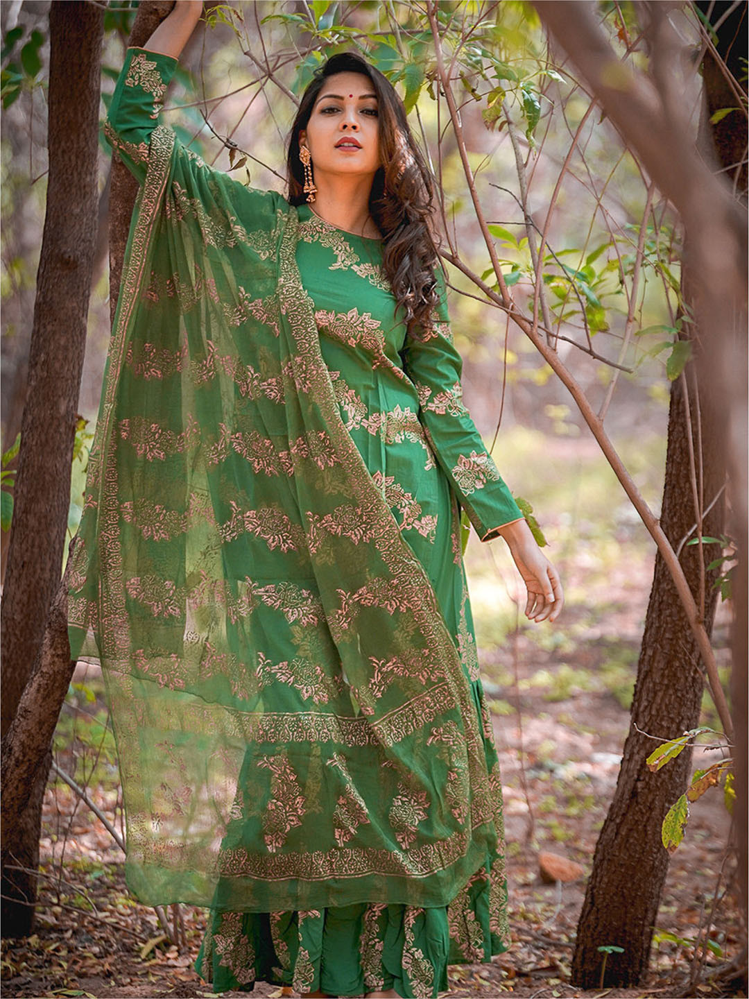 Lavanya The Label Women Green & Golden Printed Pure Cotton Kurta with Sharara & Dupatta
