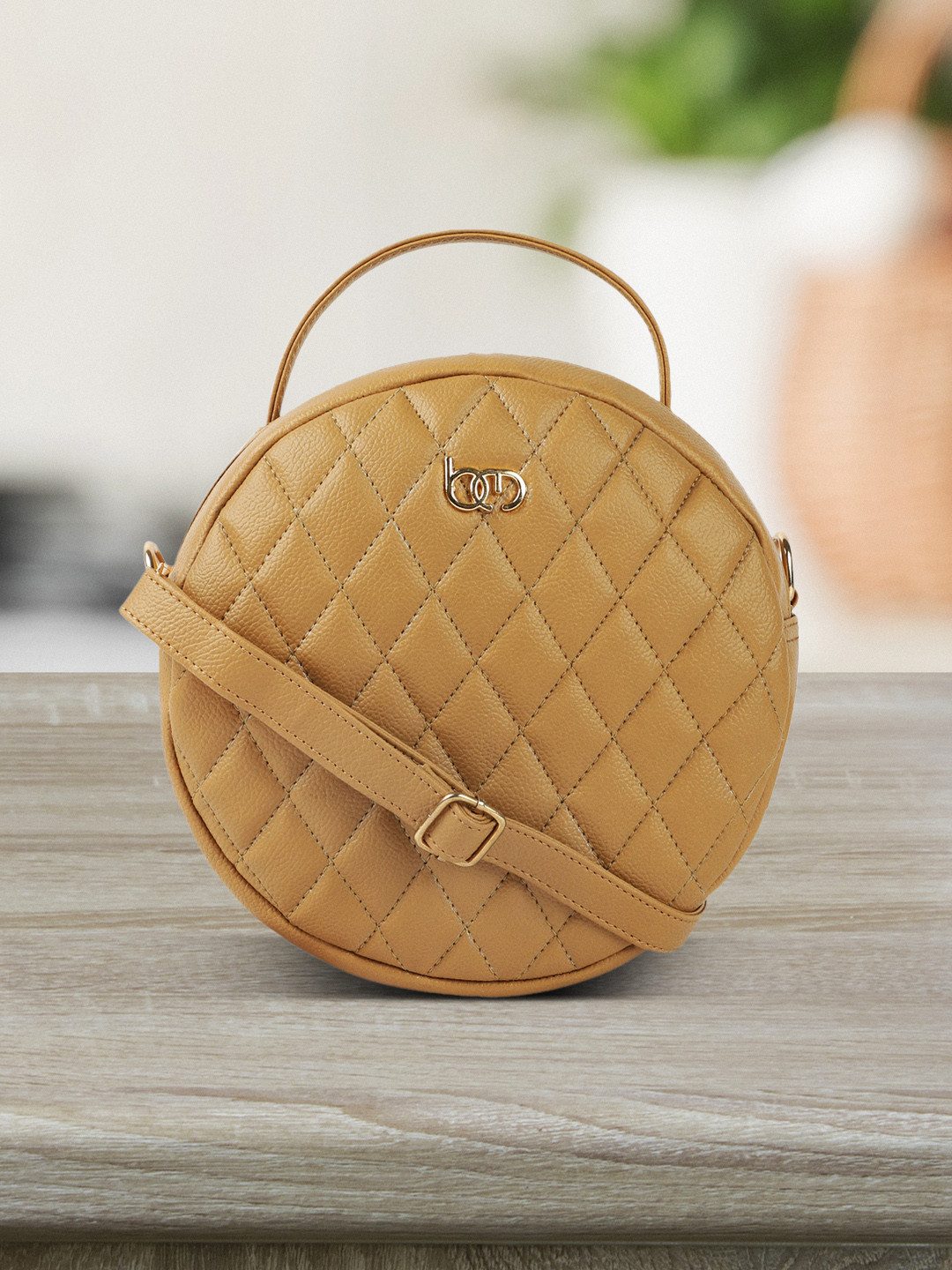 Bagsy Malone Beige Quilted Sling Bag