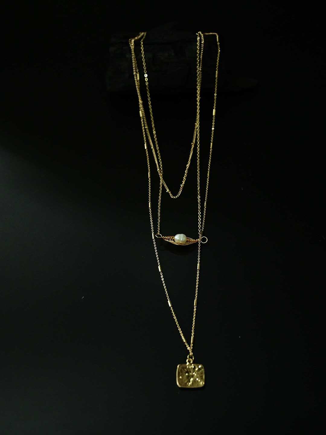 justpeachy Gold-Plated Layered Necklace