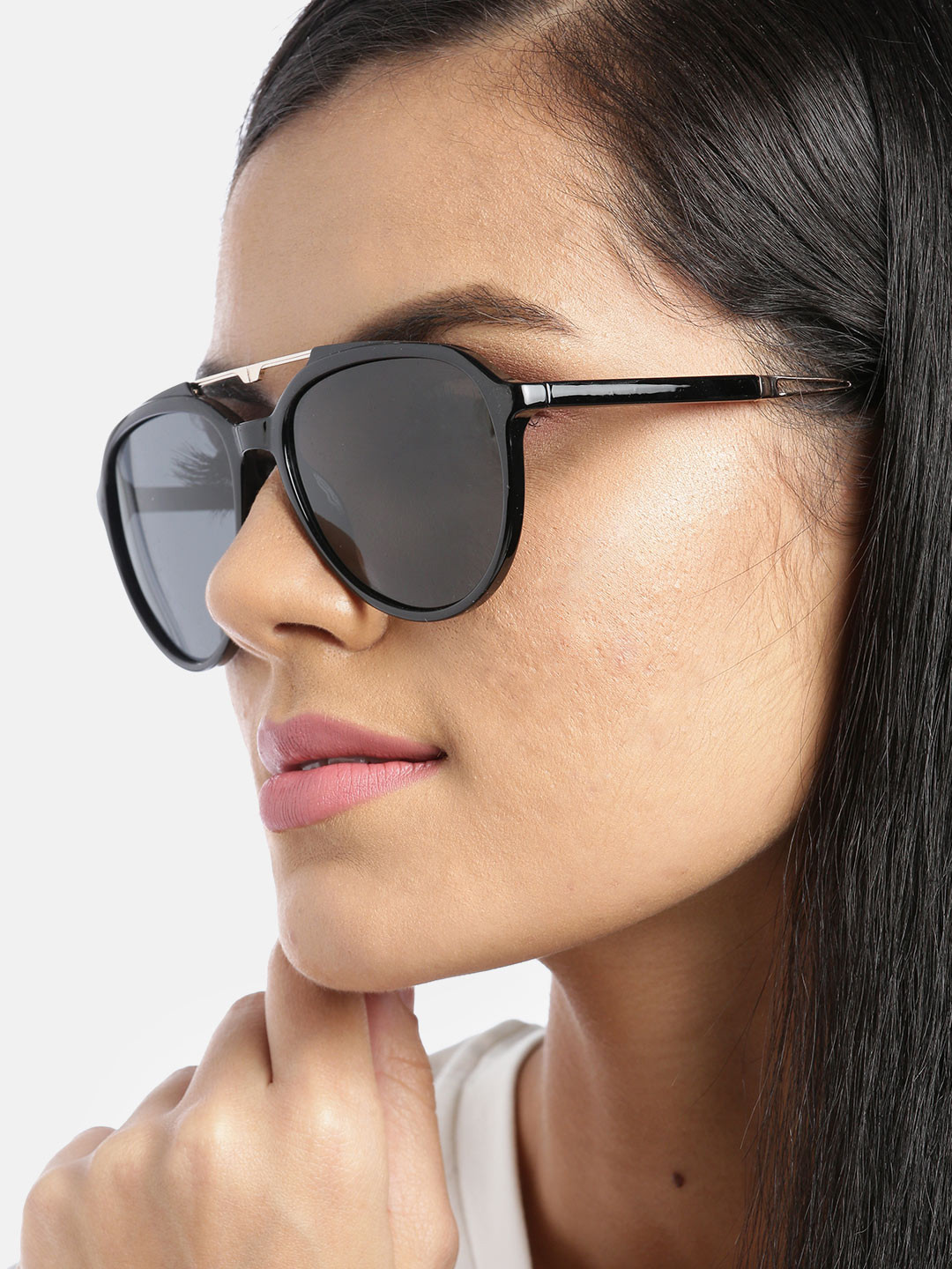 Carlton London Women UV Protected Oval Sunglasses TR3324-C1