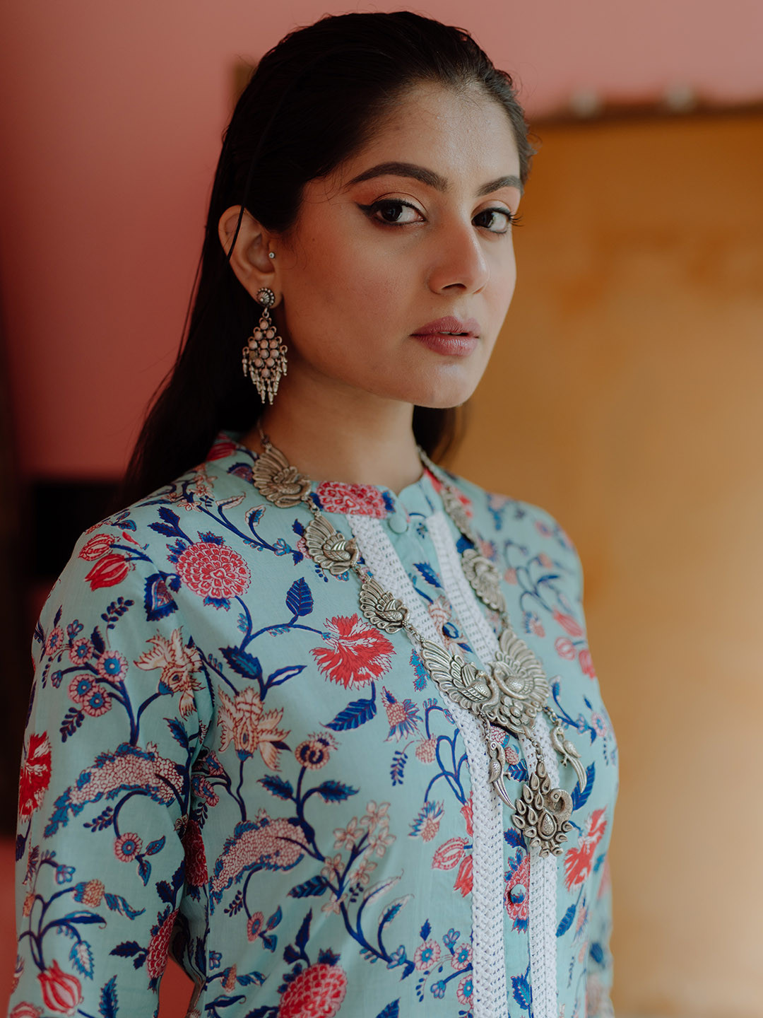 anayna Women Blue & Off White Ethnic Floral Screen Print Cotton Kurta