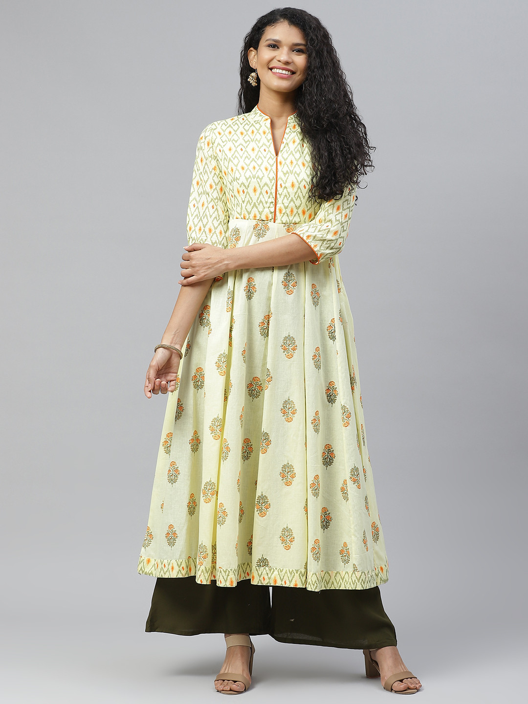 Poshak Hub Women Yellow & Green Ethnic Motifs Print Panelled Cotton Anarkali Kurta