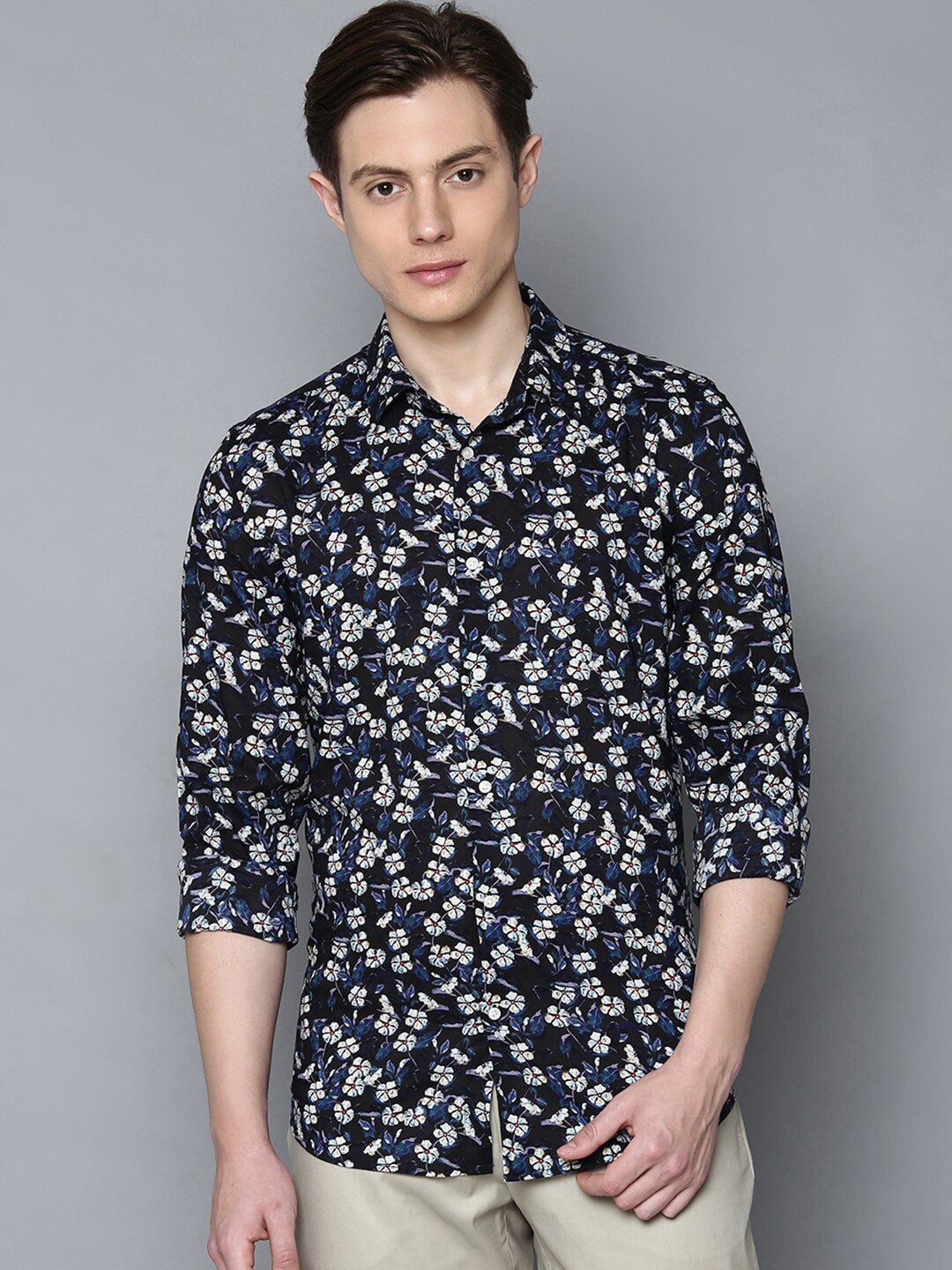 Antony Morato Men Black & White Slim Fit Printed Casual Shirt