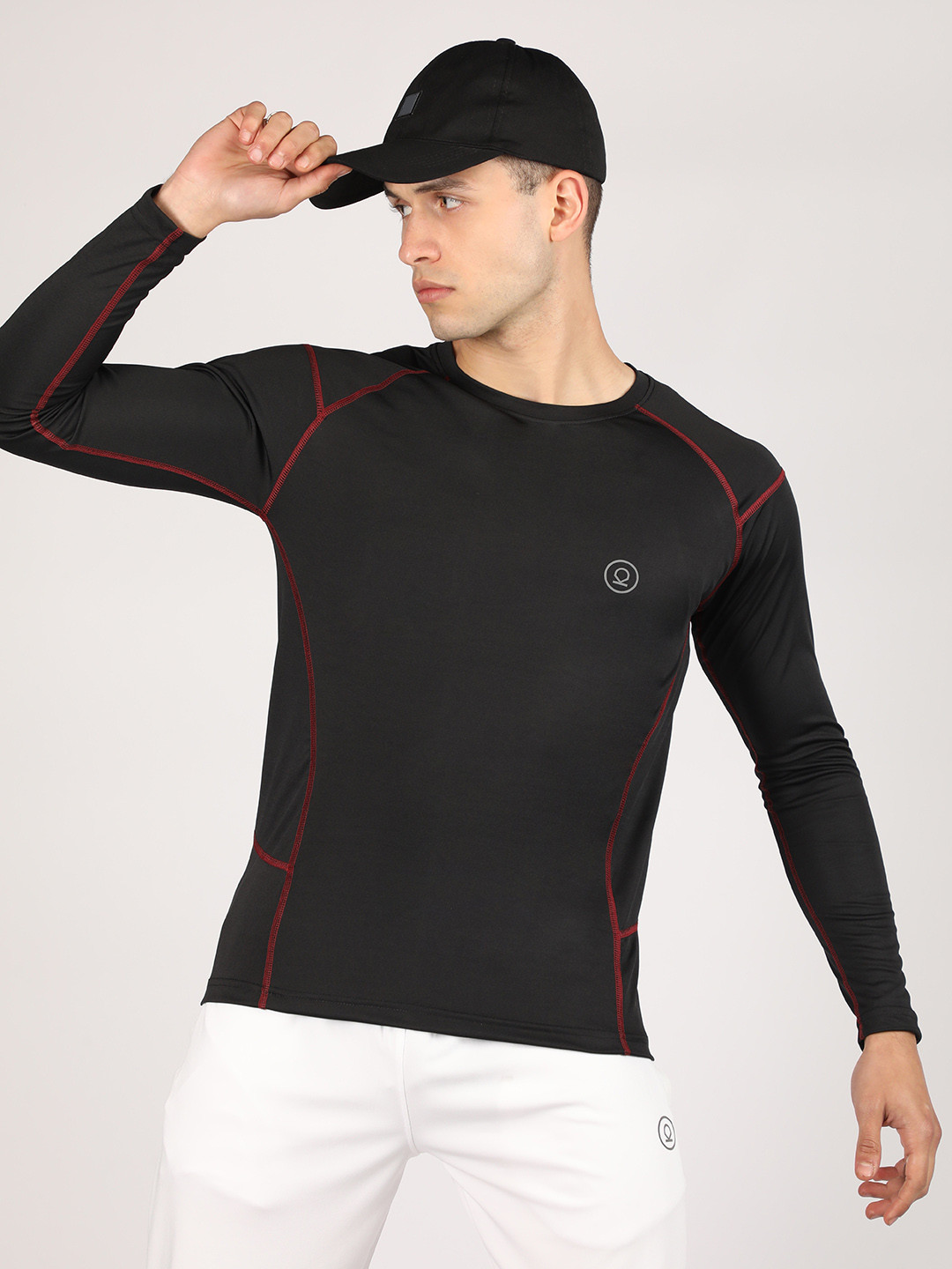 Chkokko Men Black Solid Round Neck Dry Fit T-shirt