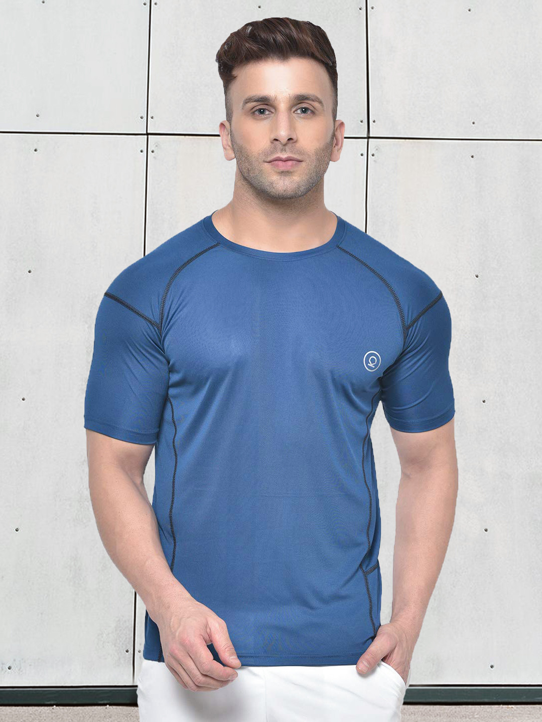 Chkokko Men Blue Solid Round Neck Dry Fit T-shirt