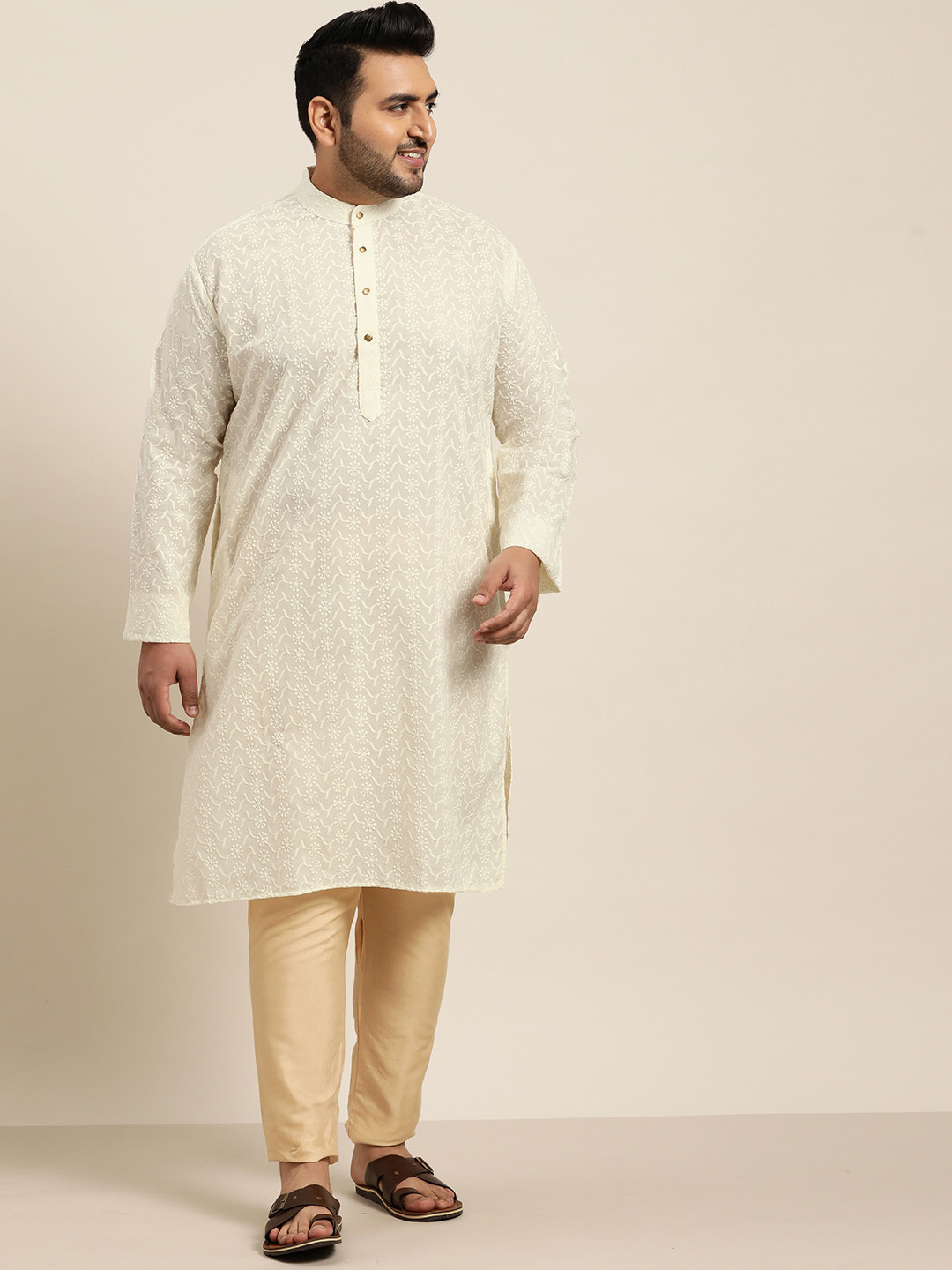 SOJANYA PLUS Men Plus Size Off White Chikankari Embroidered Pure Cotton Straight Kurta