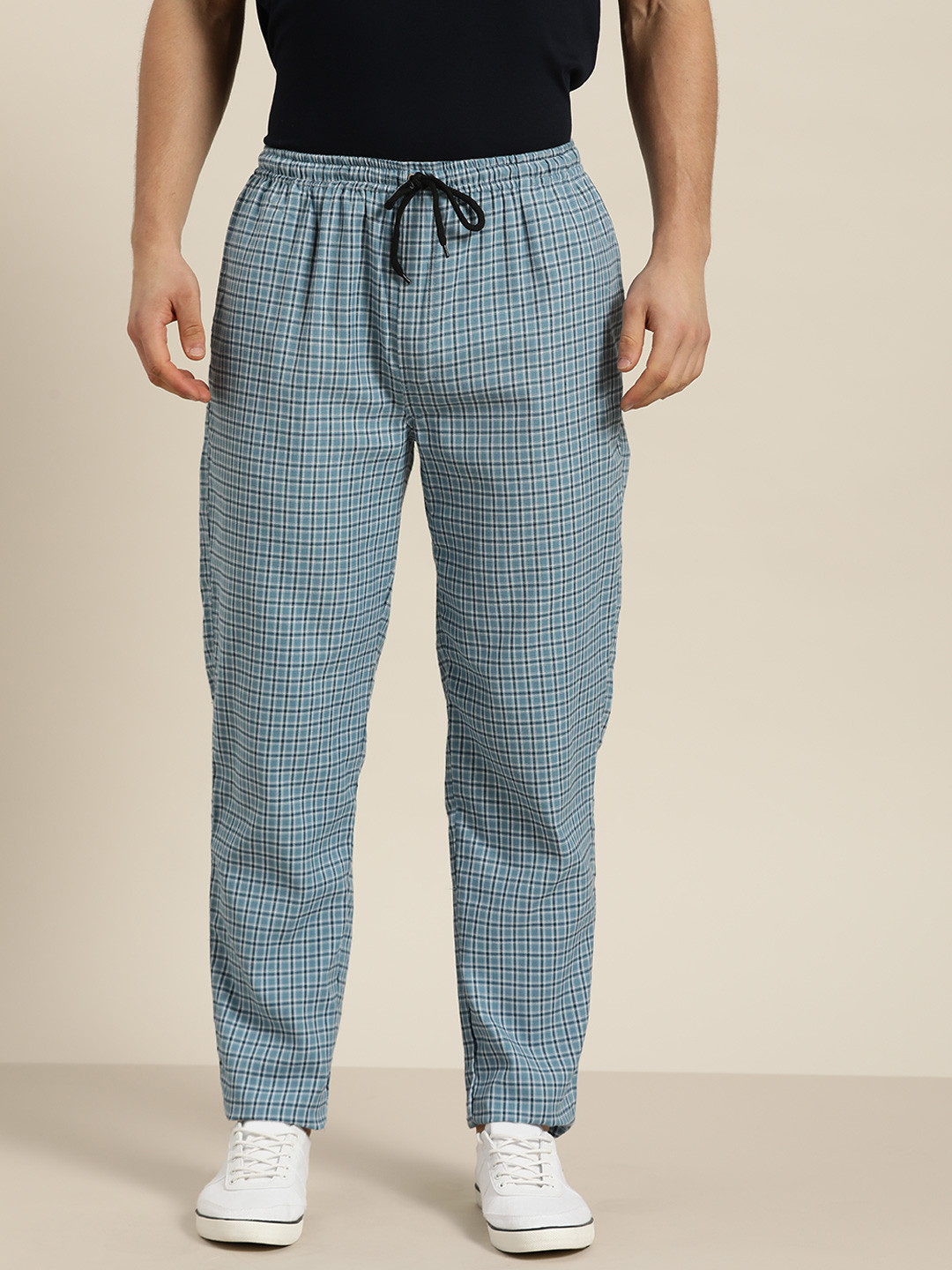 SOJANYA Men Blue & White Checked Pure Cotton Straight Fit Track Pant