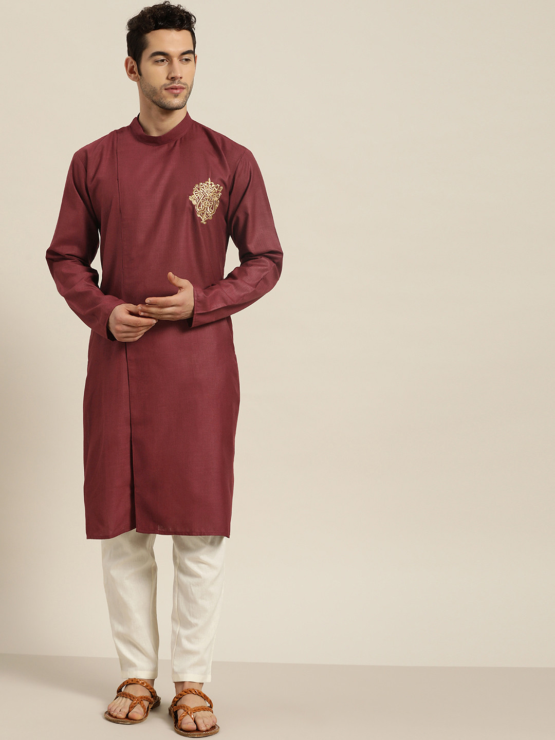 SOJANYA Men Maroon Solid Pure Cotton Kurta