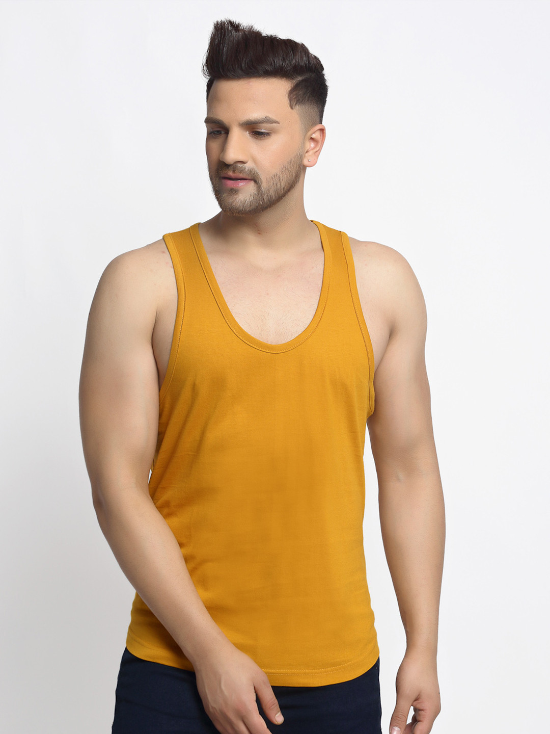 Friskers Men Mustard Solid Cotton Gym Vest