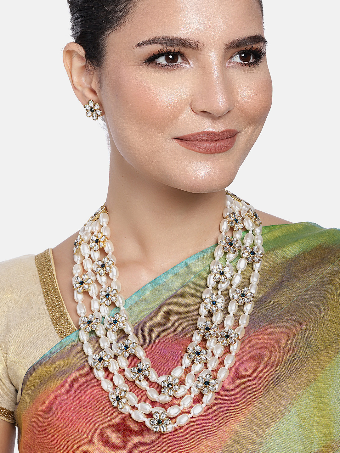 Peora White Gold Plated Handcrafted Kundan Floral Design Faux Pearl Jewellery Set