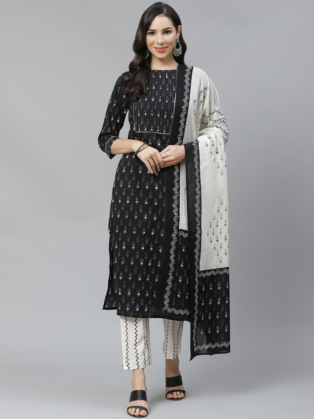 Yuris Women Black & Off-White Pure Cotton Printed Kurta with Palazzos & Dupatta