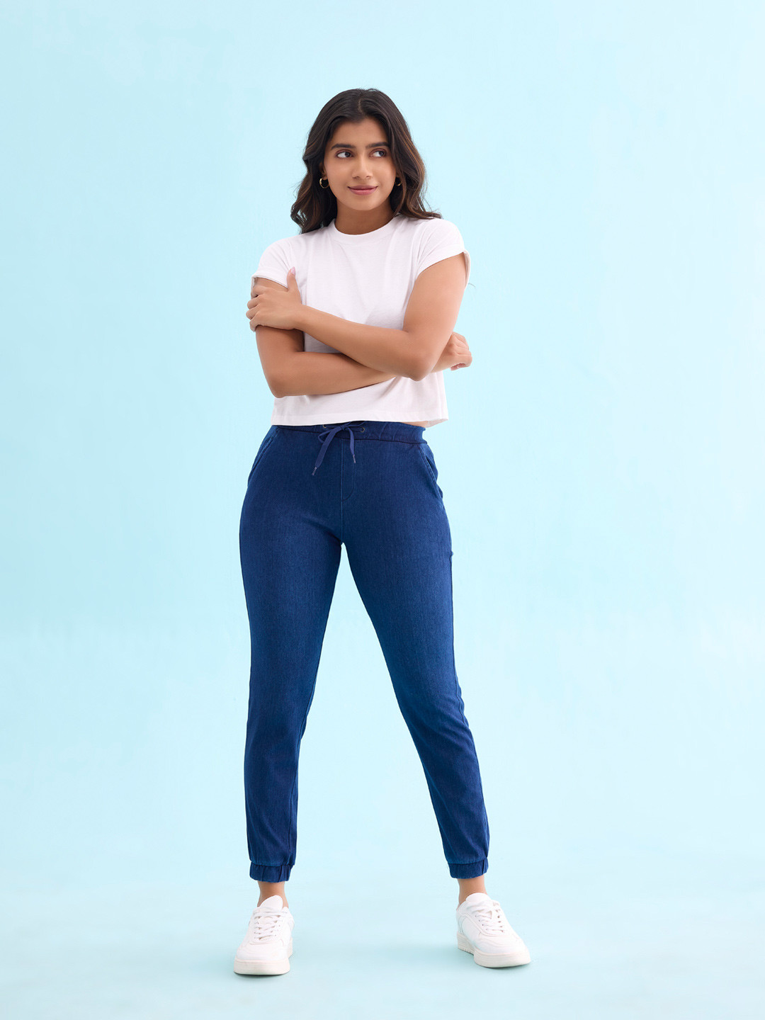Women Blue Denim Solid Mid Rise Track Pants