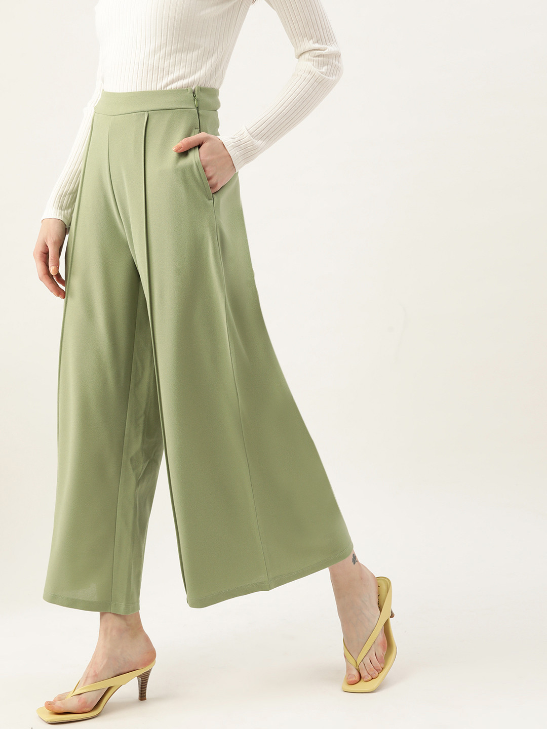 DressBerry Women Green High-Rise Solid Parallel Wide Leg Trousers