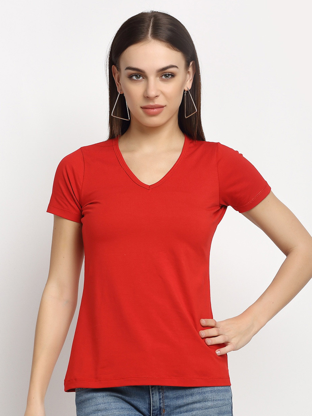 Rute Women Red Solid V-Neck T-shirt