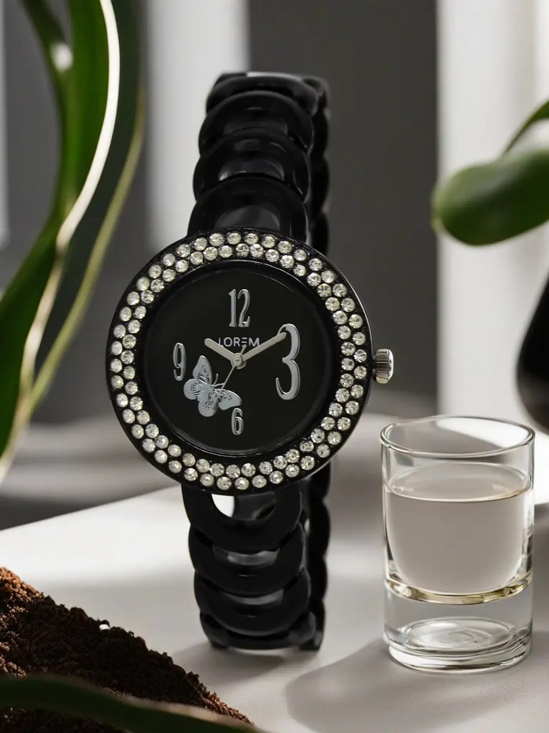 LOREM Women Black Analogue Watch