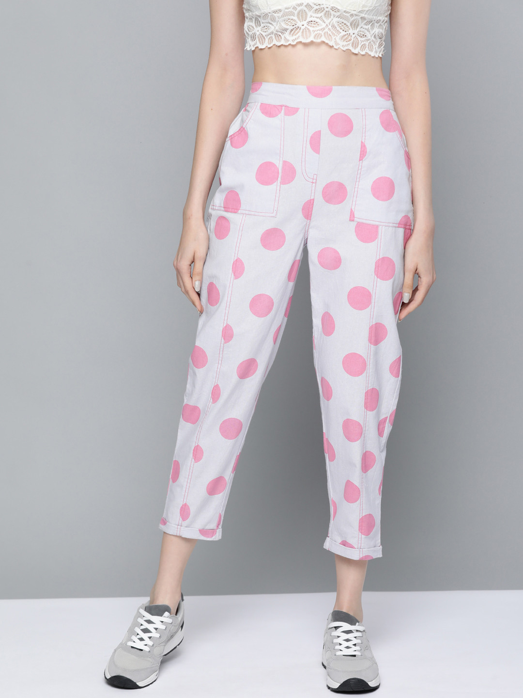 SASSAFRAS Women Grey & Pink Polka Dot Printed Tapered Fit High-Rise Crop Trousers