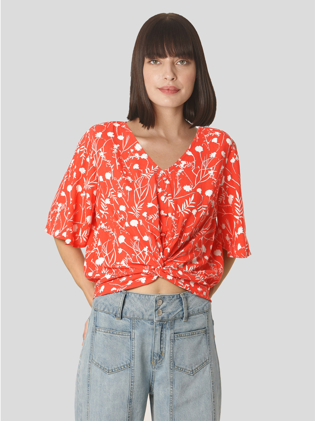 Vero Moda Coral Orange & White Floral Print Twisted Regular Crop Top