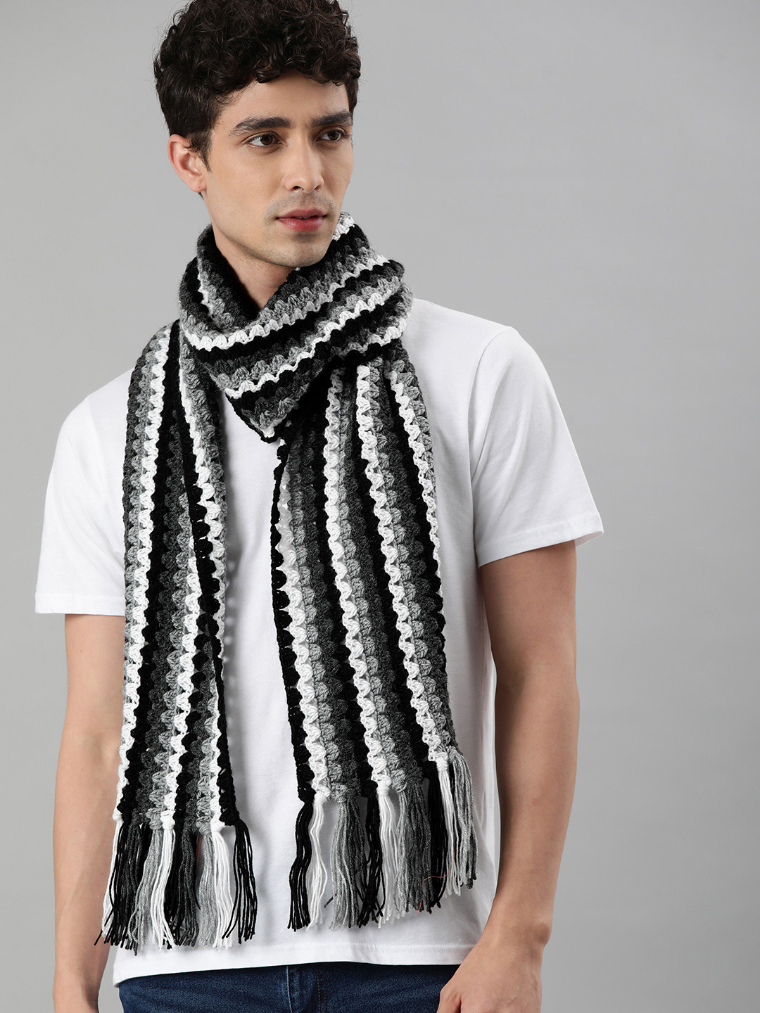 Magic Needles Unisex Grey & Black Scarf