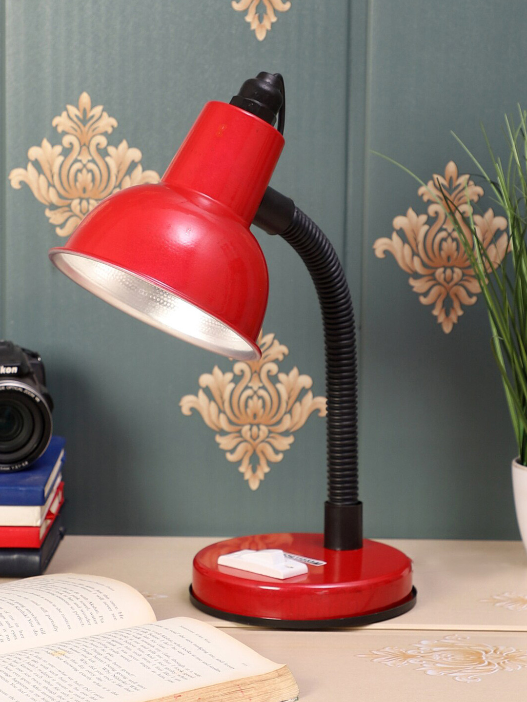 MFD HOME FURNISHING Red & Black Solid Traditional Study Lamp