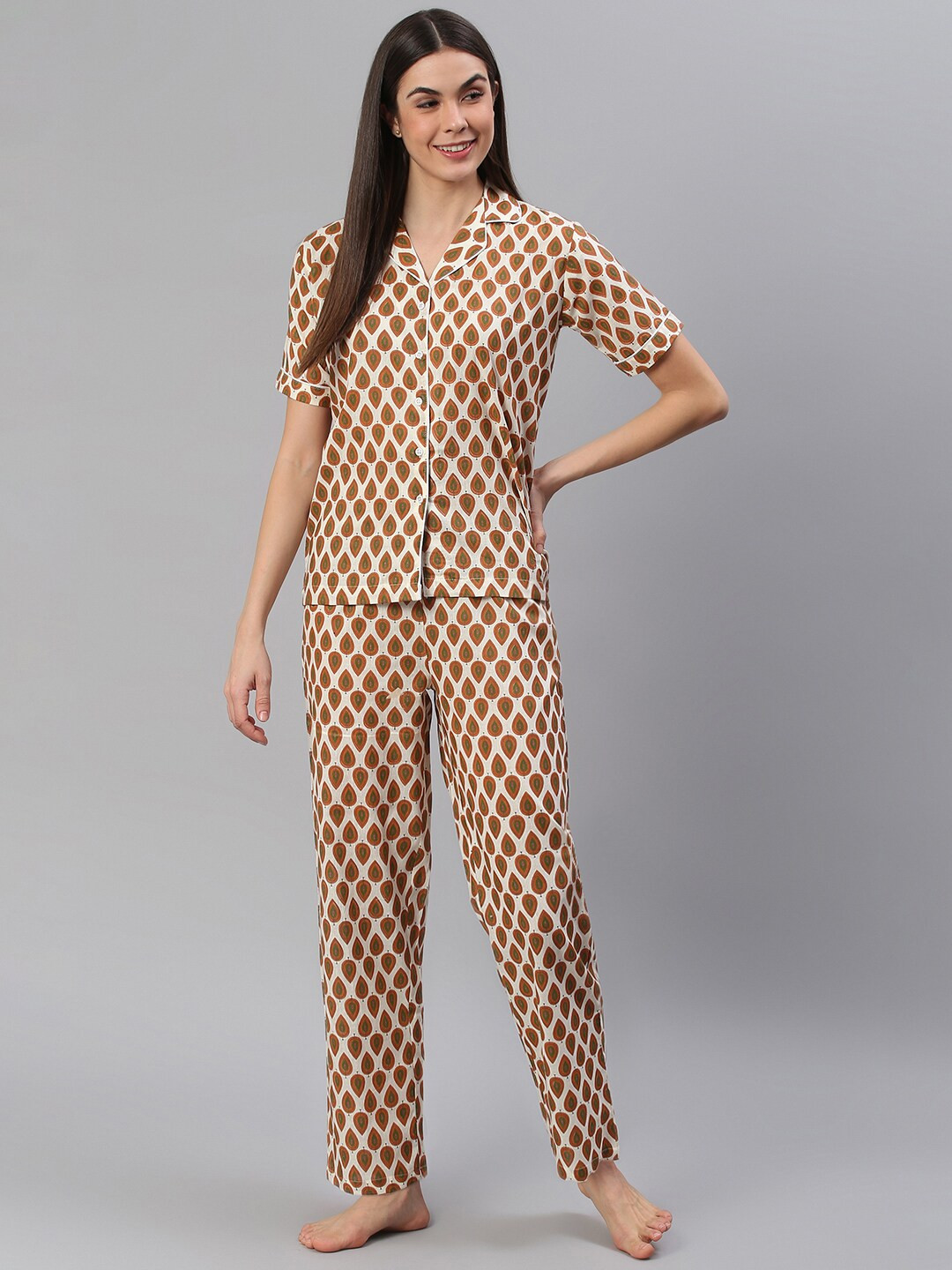 Cation Women White & Tan Brown Printed Pure Cotton Night Suit