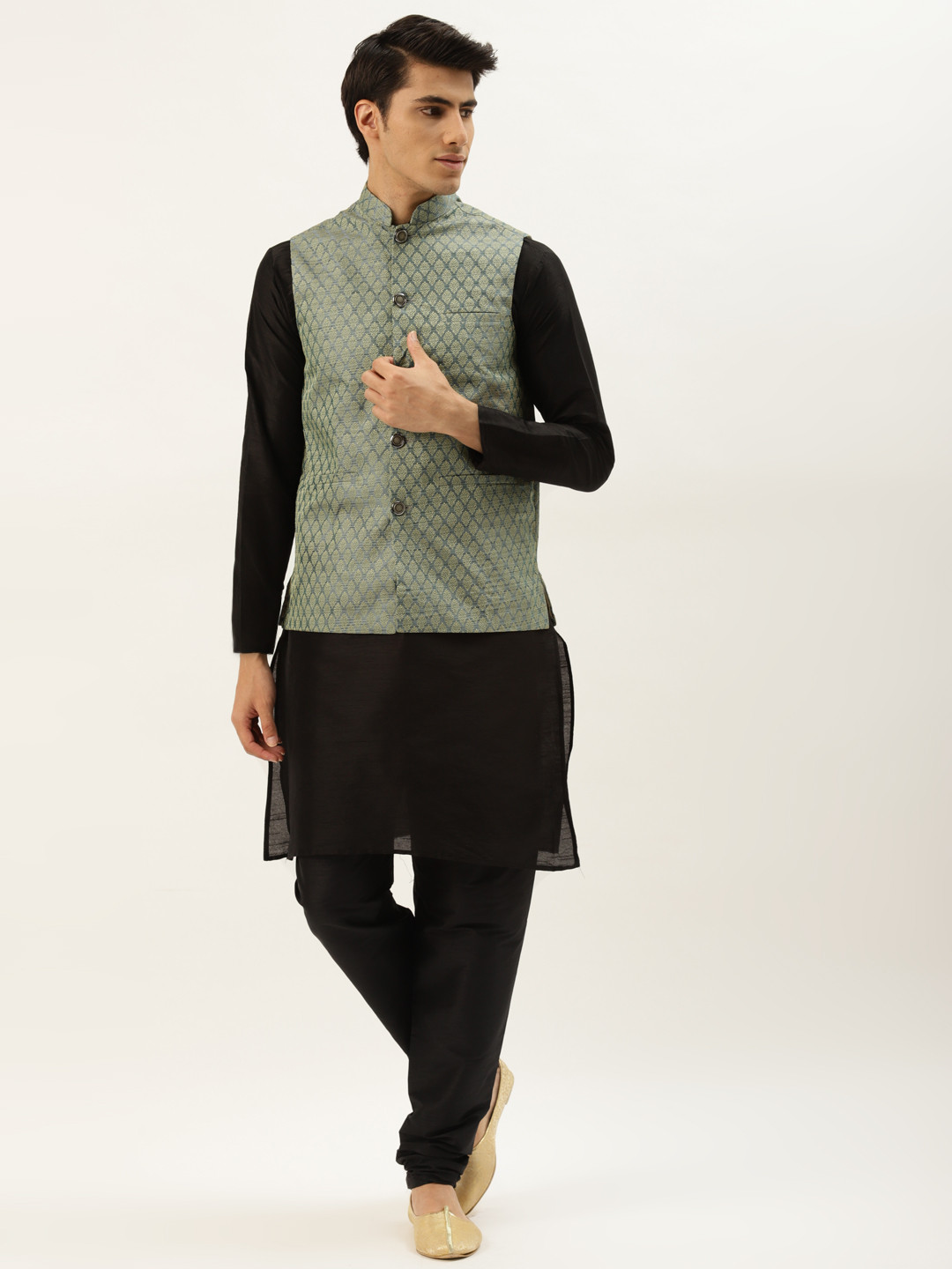 SOJANYA Men Green & Black Ethnic Motifs Jacquard Kurta and Churidar with Nehru Jacket