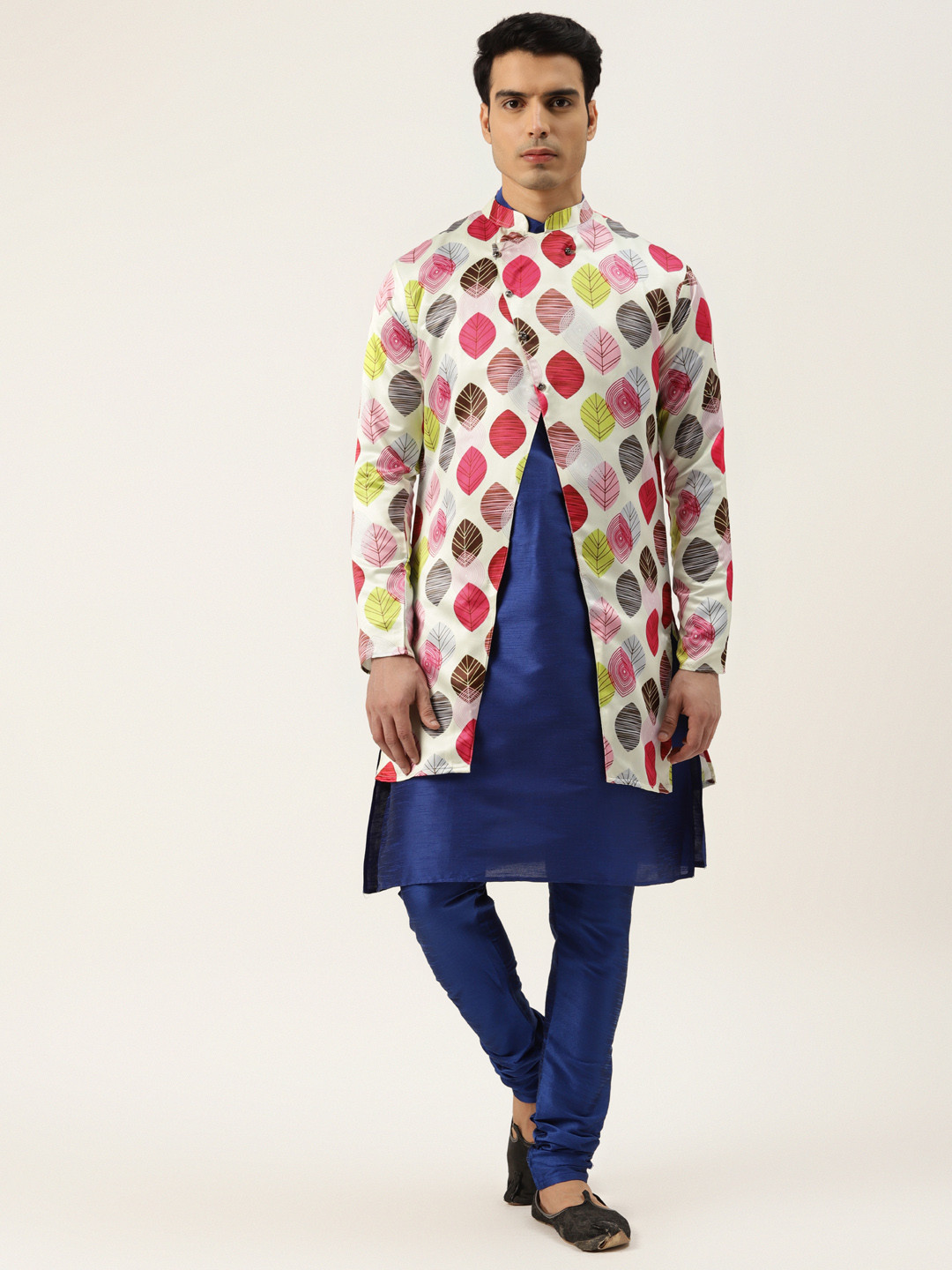 SOJANYA Men Navy Blue Solid Kurta Set With Printed Jacket