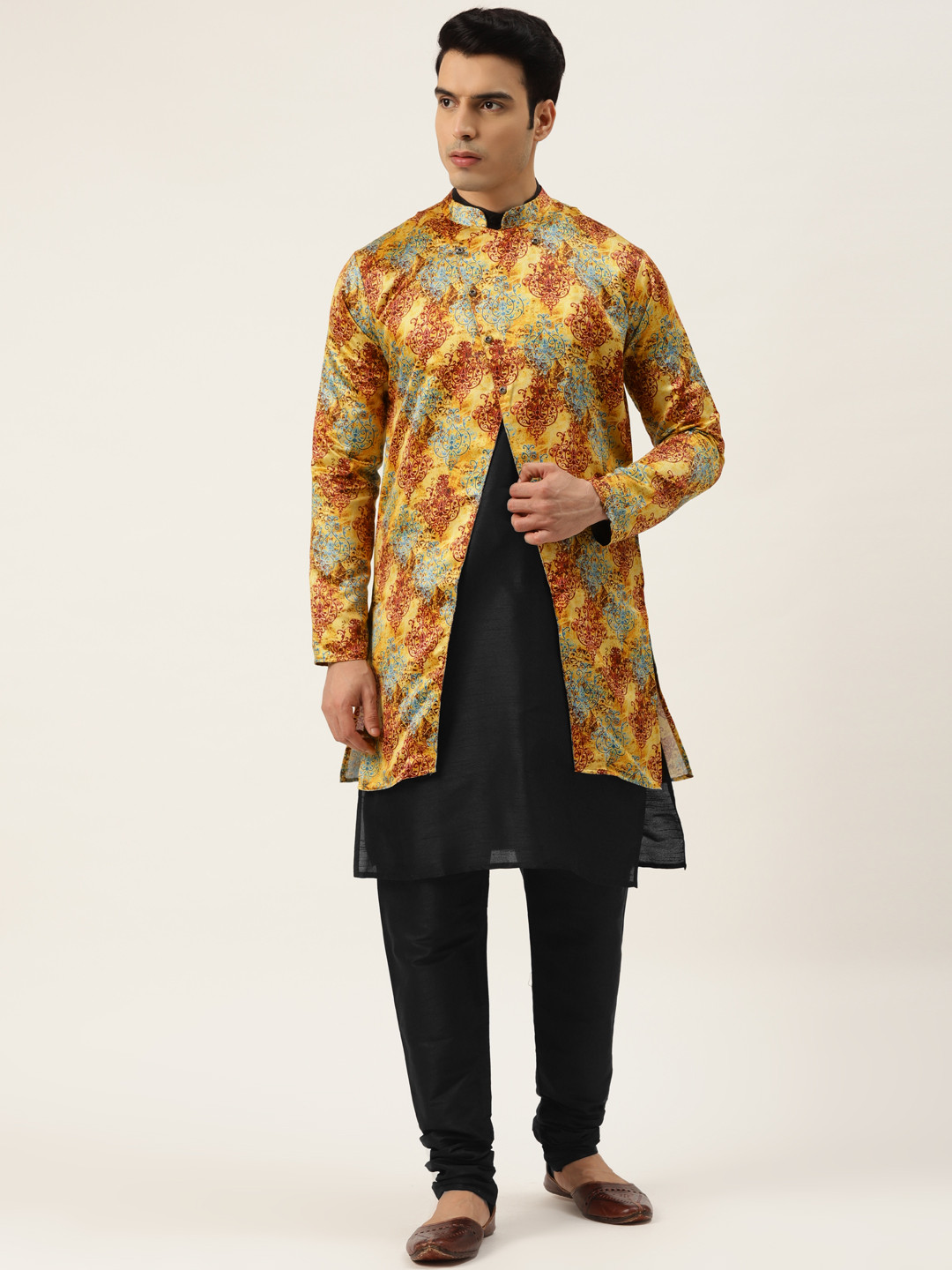 SOJANYA Men Black & Yellow Kurta with Churidar & Printed Jacket
