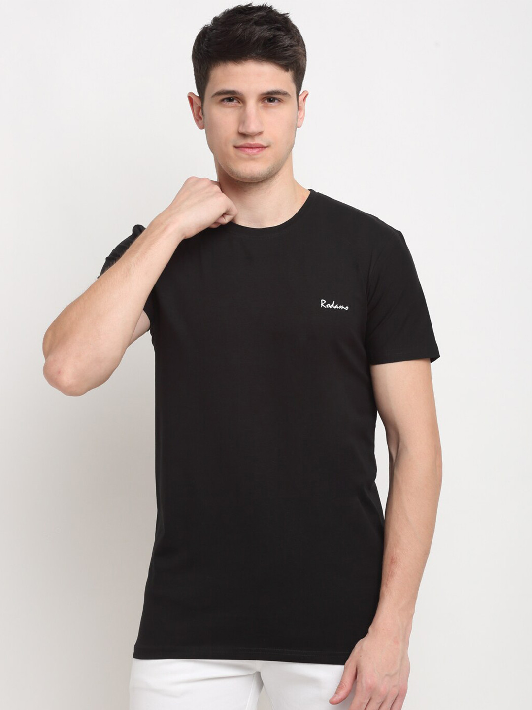 Rodamo Men Black Solid Round Neck T-shirt