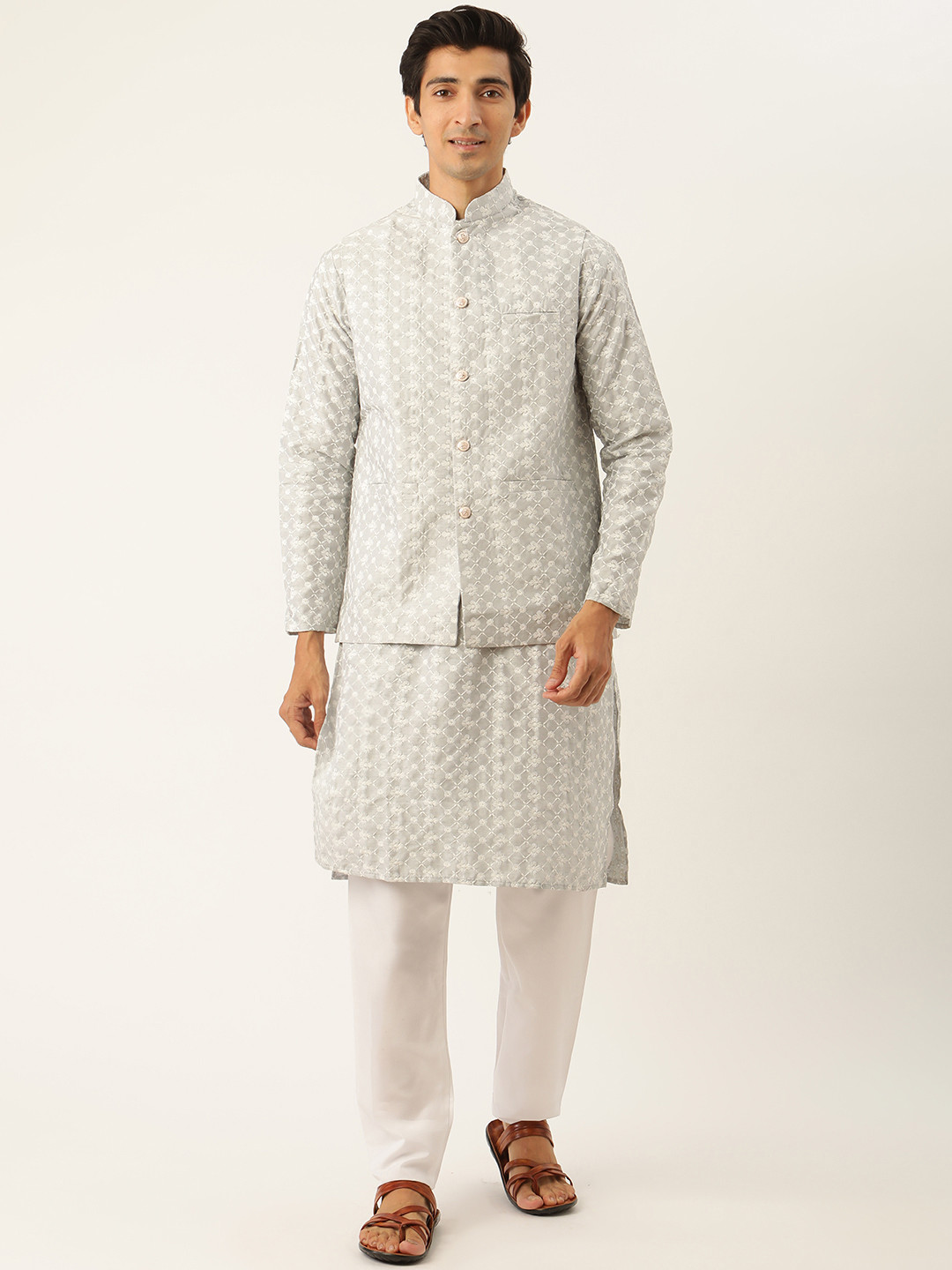 SOJANYA Men Grey Ethnic Motifs Embroidered Thread Work Kurta with Churidar & Nehru Jacket