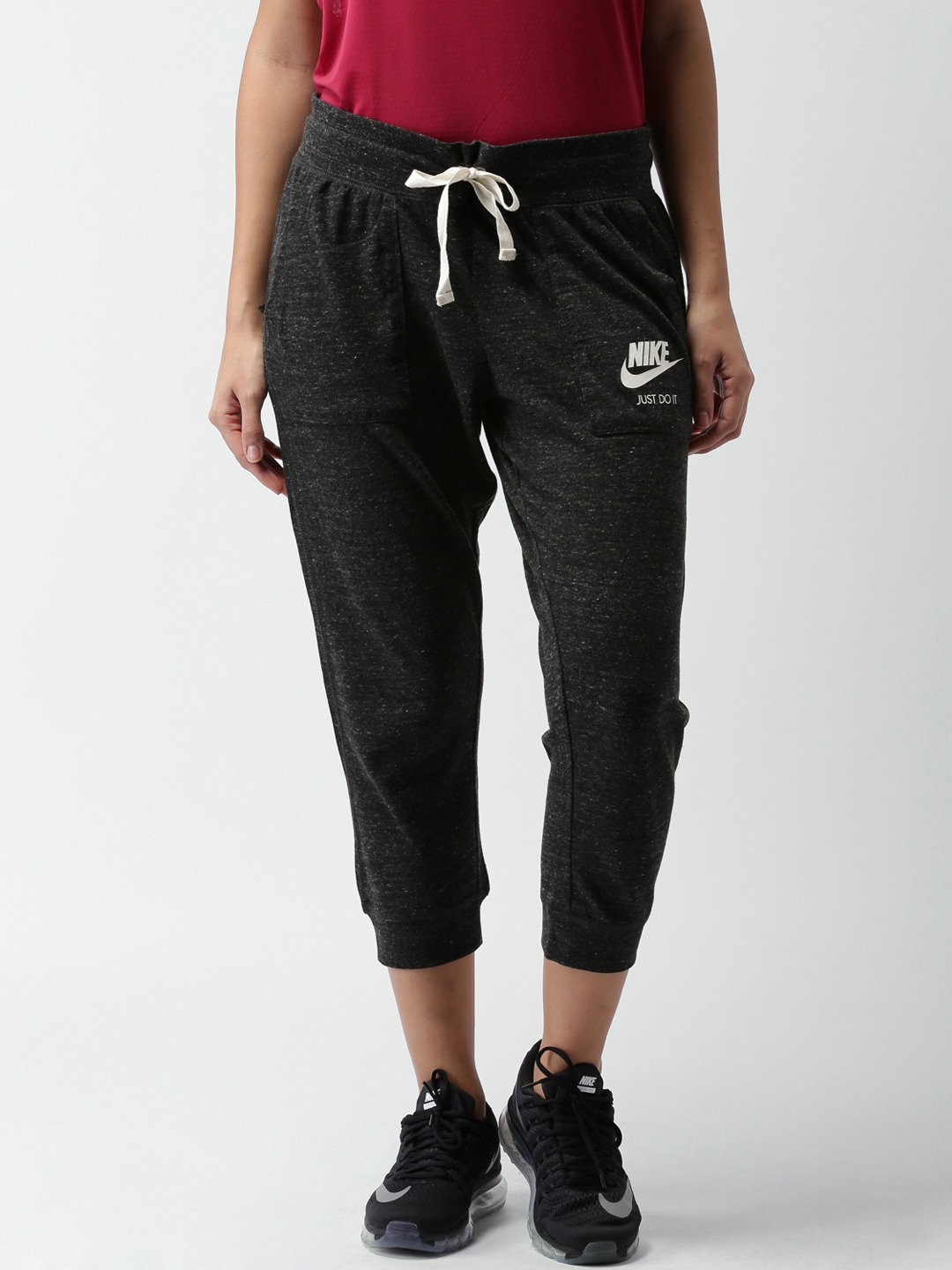 Nike women's hot sale capri joggers