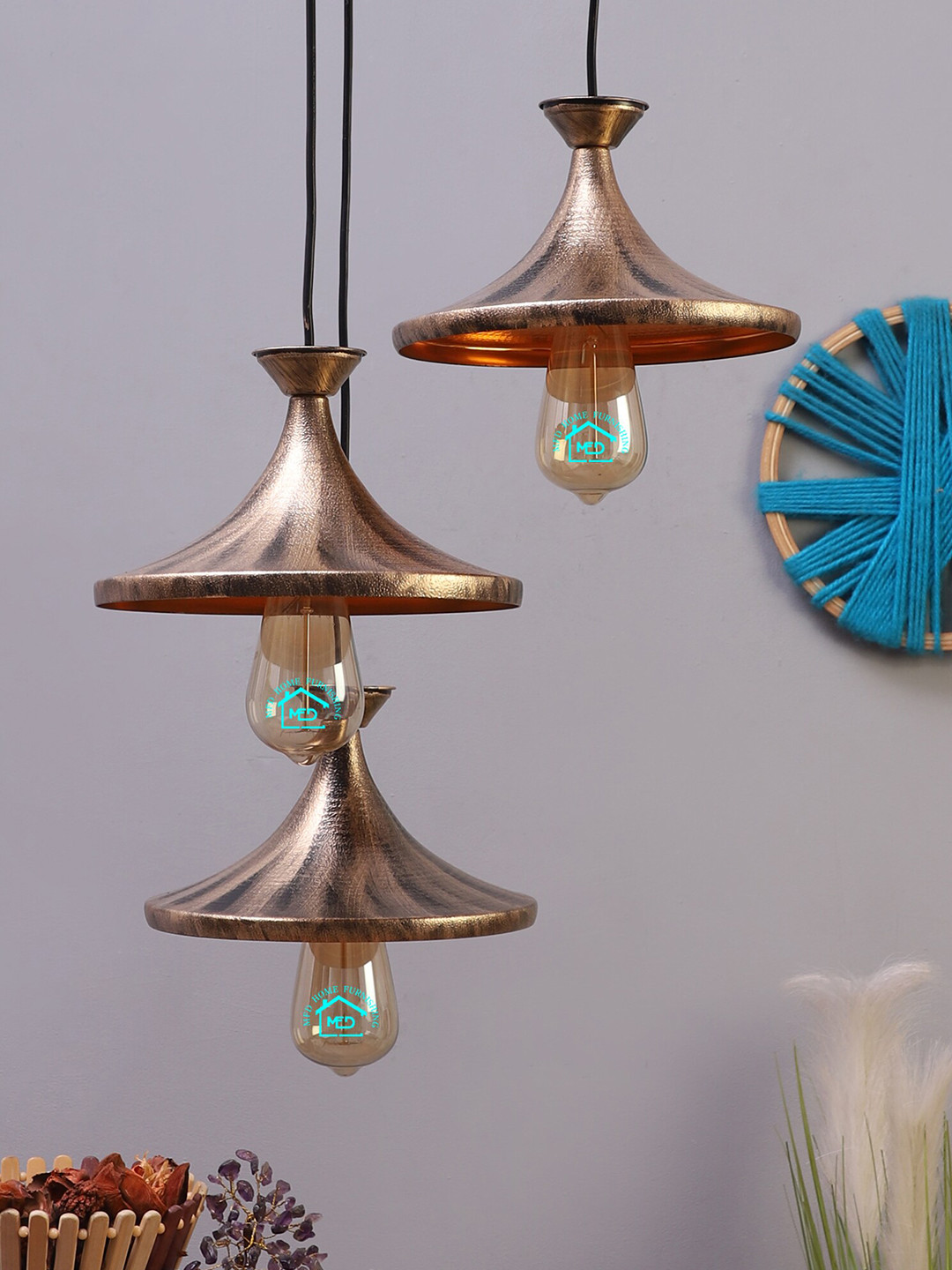 MFD HOME FURNISHING Gold-Toned & Yellow Textured Quirky Cluster Lights