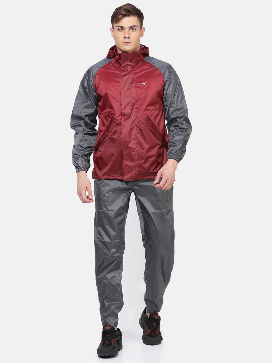 Wildcraft solid men's raincoat hotsell