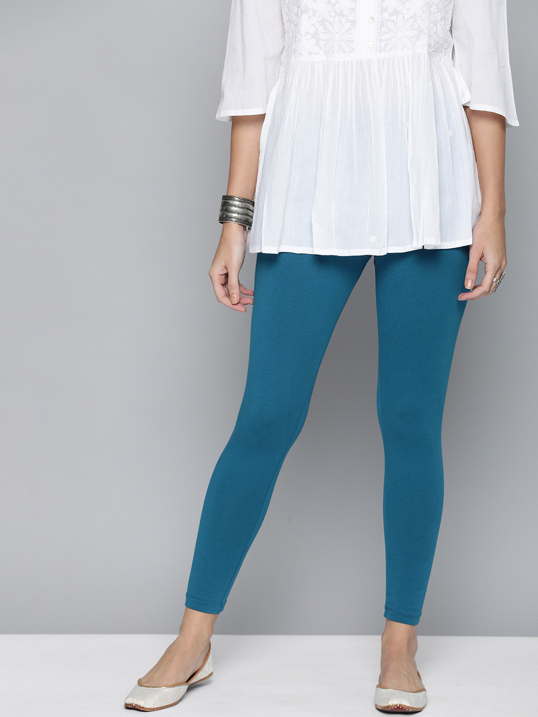 HERE&NOW Women Teal Blue Solid Leggings
