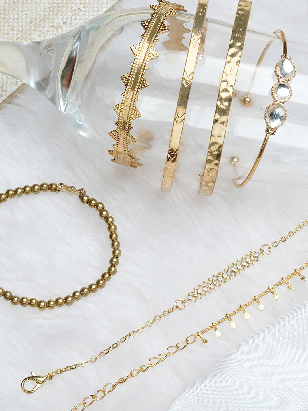 JOKER & WITCH Set of 7 Gold-Toned Bracelet