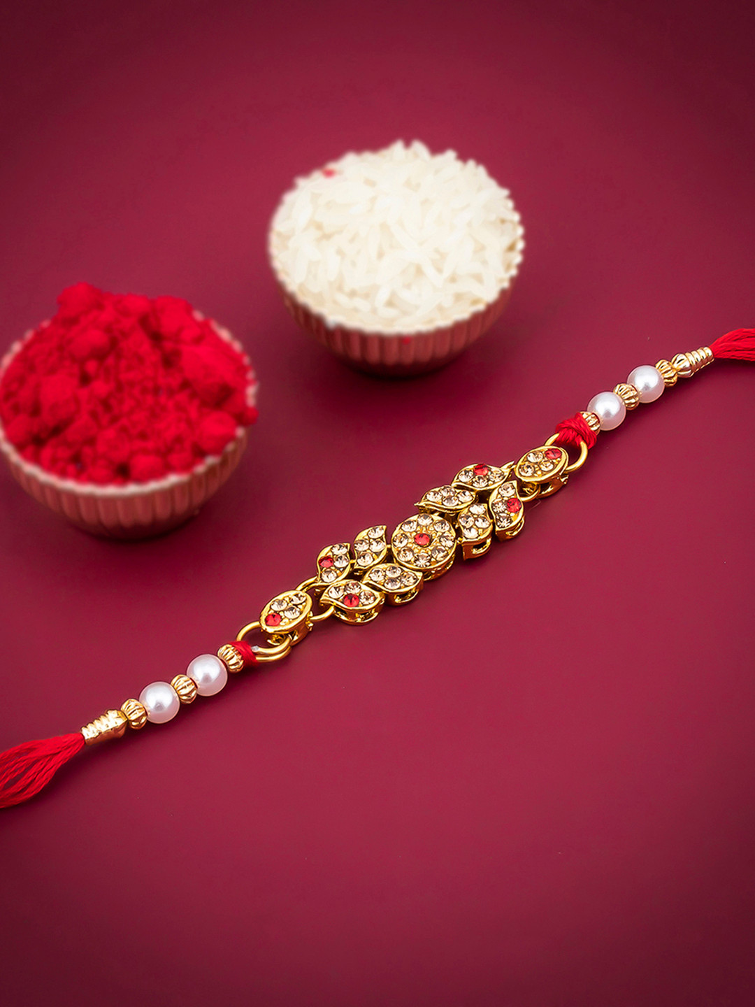 Sukkhi Rakhi Men Gold-Toned & Red Rakhi With Roli Chawal & Raksha Bandhan Greeting Card