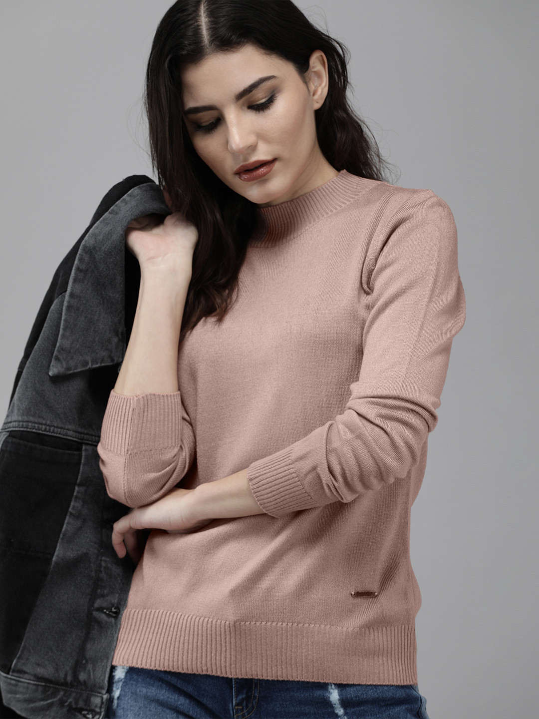 Roadster Women Rose Pink Solid Round Neck Pullover