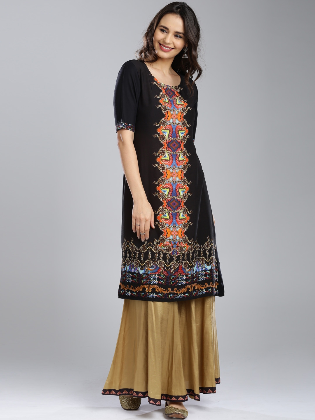 Buy Fusion By Shraddha Kapoor Black Printed LIVA Kurta Kurtas for Women Myntra
