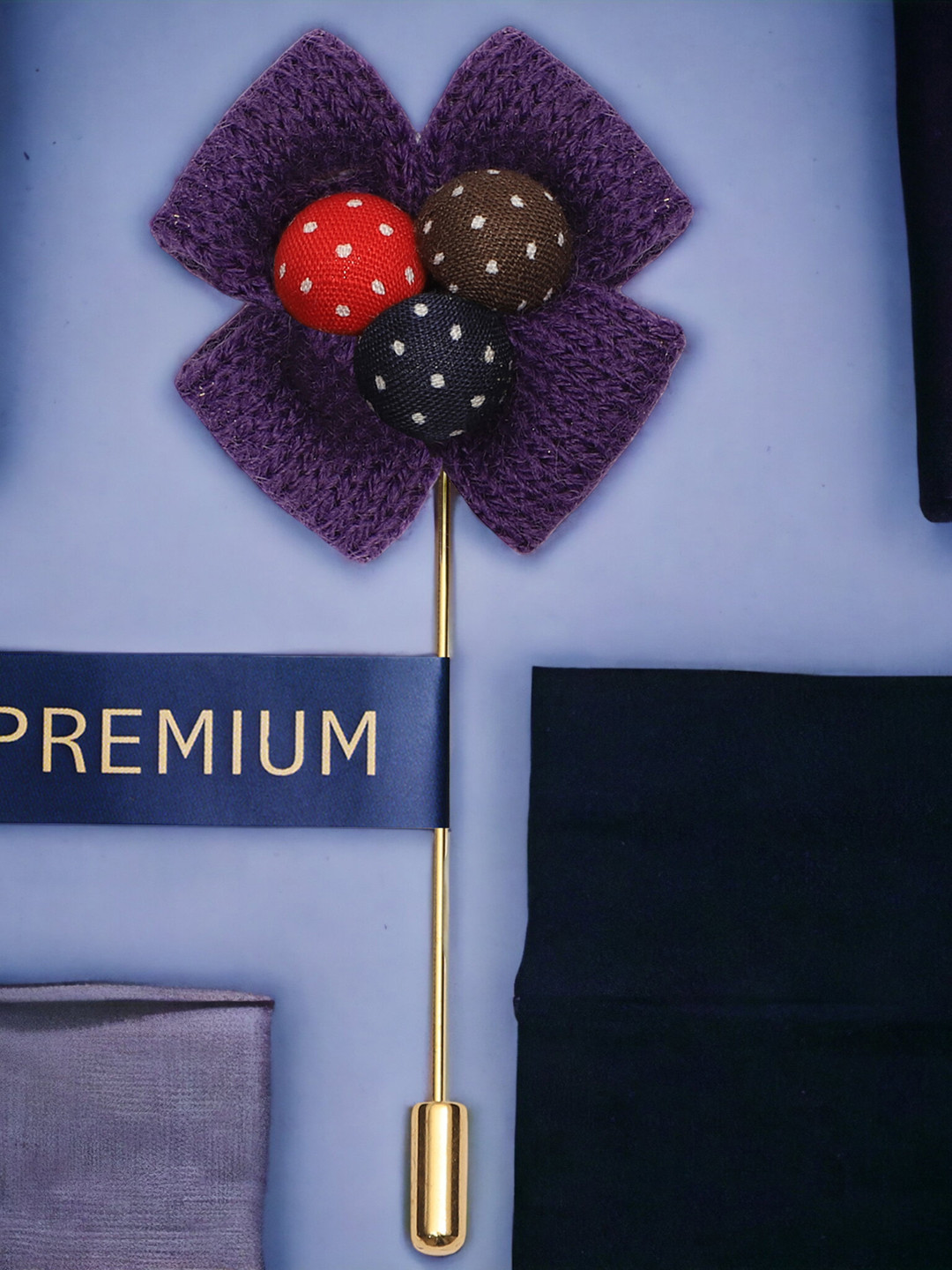 PELUCHE Unisex Navy Blue & Gold Floral Lapel Pin