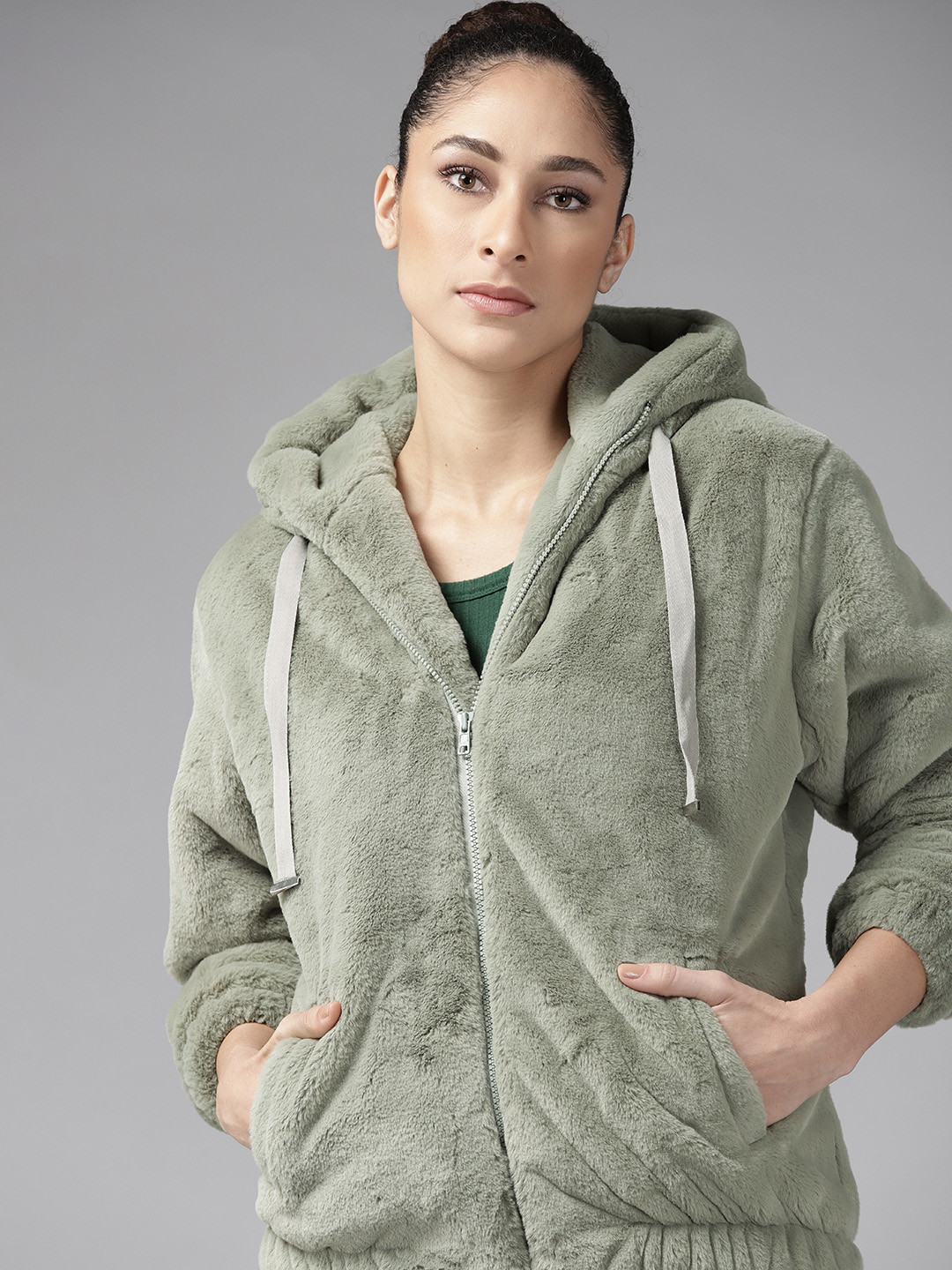 Roadster Women Green Solid Faux Fur Detail Tailored Hooded Jacket