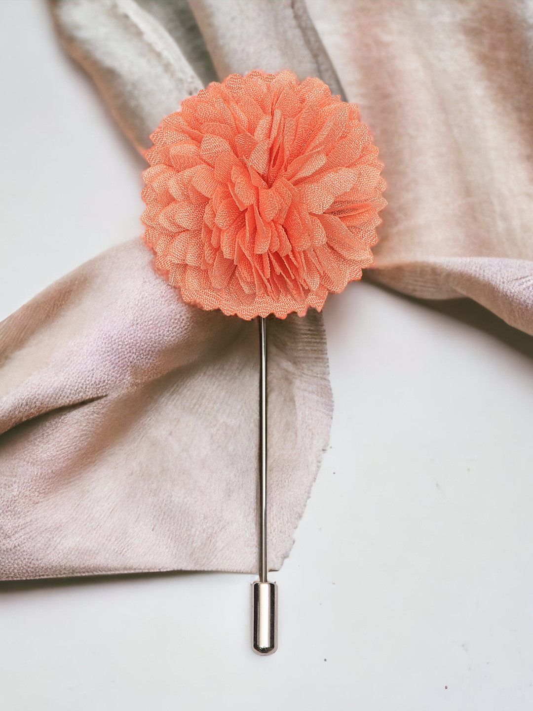 PELUCHE Unisex Pink Beautiful Lapel Pin