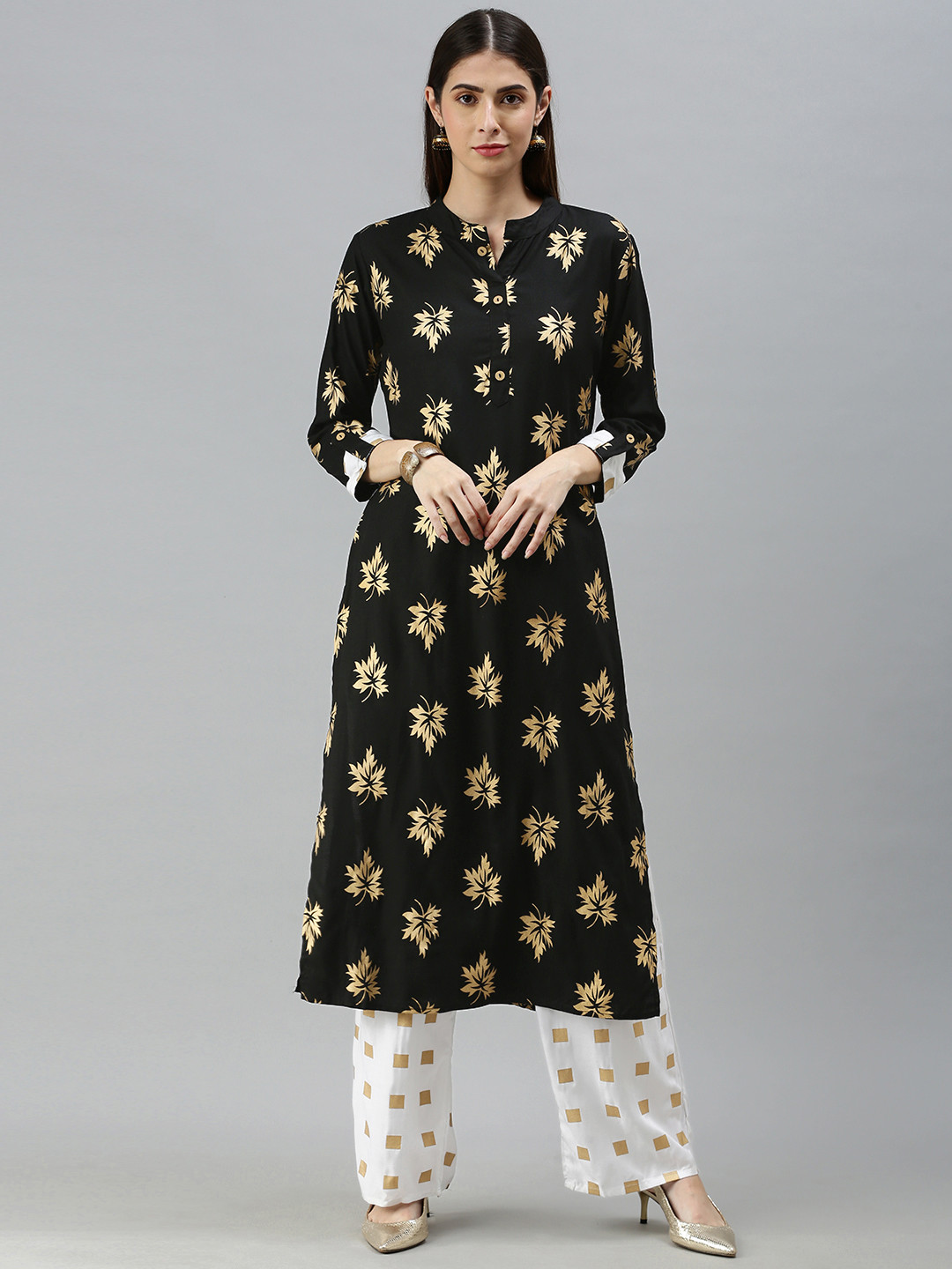 Blissta Women Black Floral Printed Kurta with White Palazzos