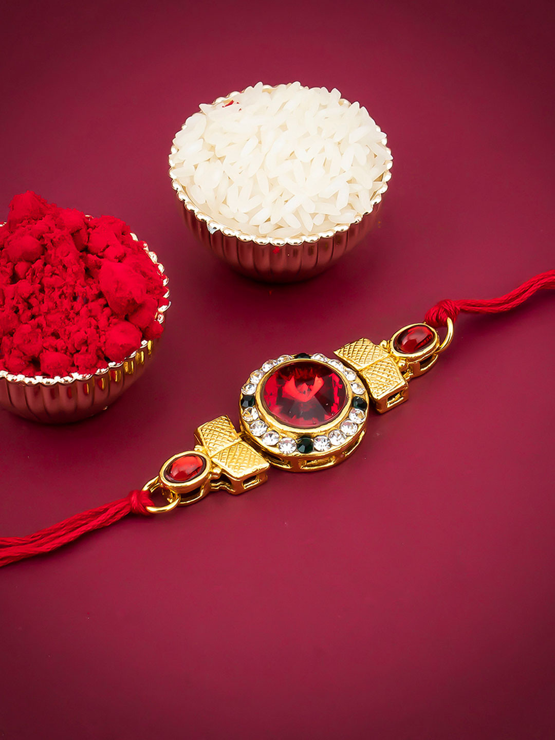 Sukkhi Rakhi Men Gold-Toned & Red Thread Rakhi With Roli Chawal And Raksha Bandhan Greeting Card