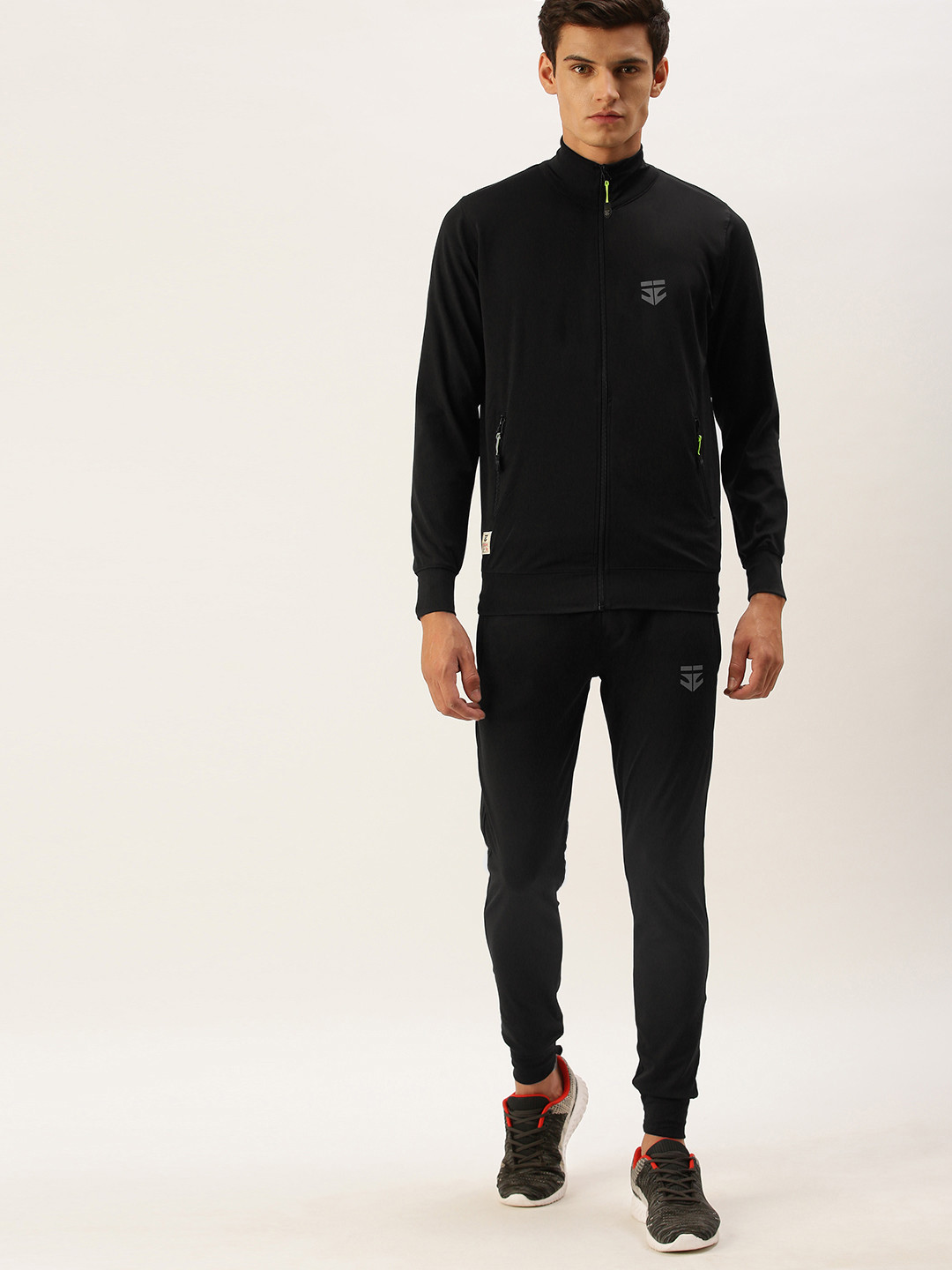 Sports52 wear Men Black Comfort Fit Solid Tracksuit