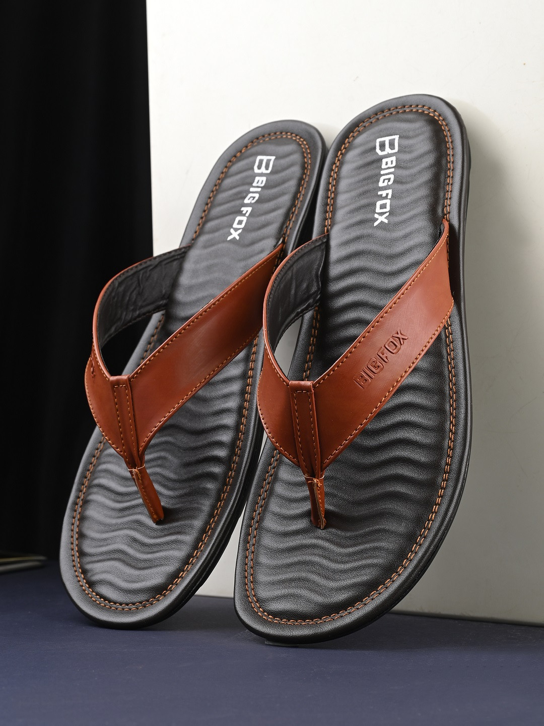 Big Fox Men Tan Slip-On