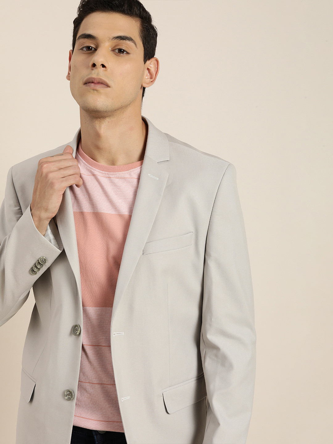 INVICTUS Men Grey Solid Slim Fit Single-Breasted Blazers