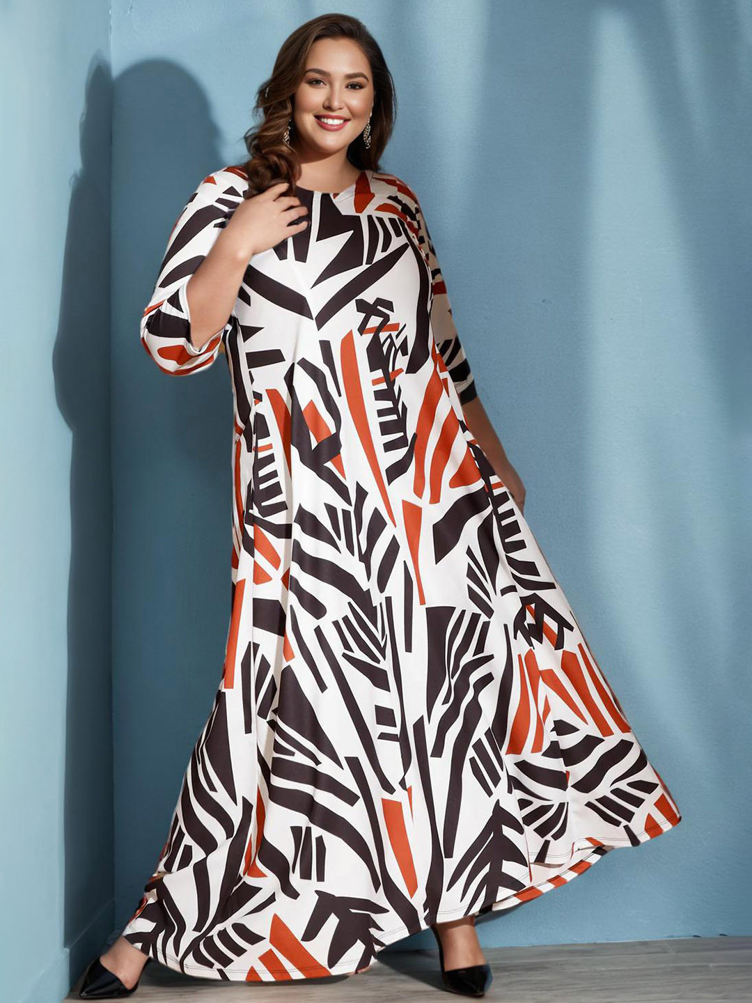Amydus Women Plus Size White & Black Maxi Dress
